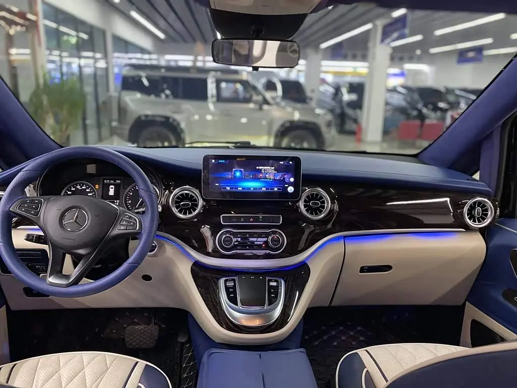 Mercedes-Benz Vito 2022 — Photo 20/20