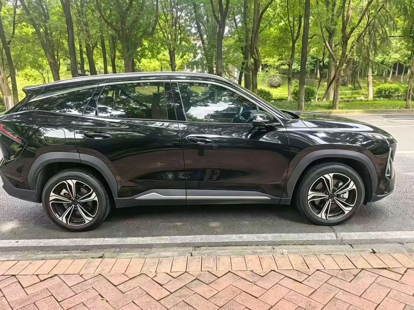 Geely Galaxy Galaxy L7 2024 — Photo 4/9