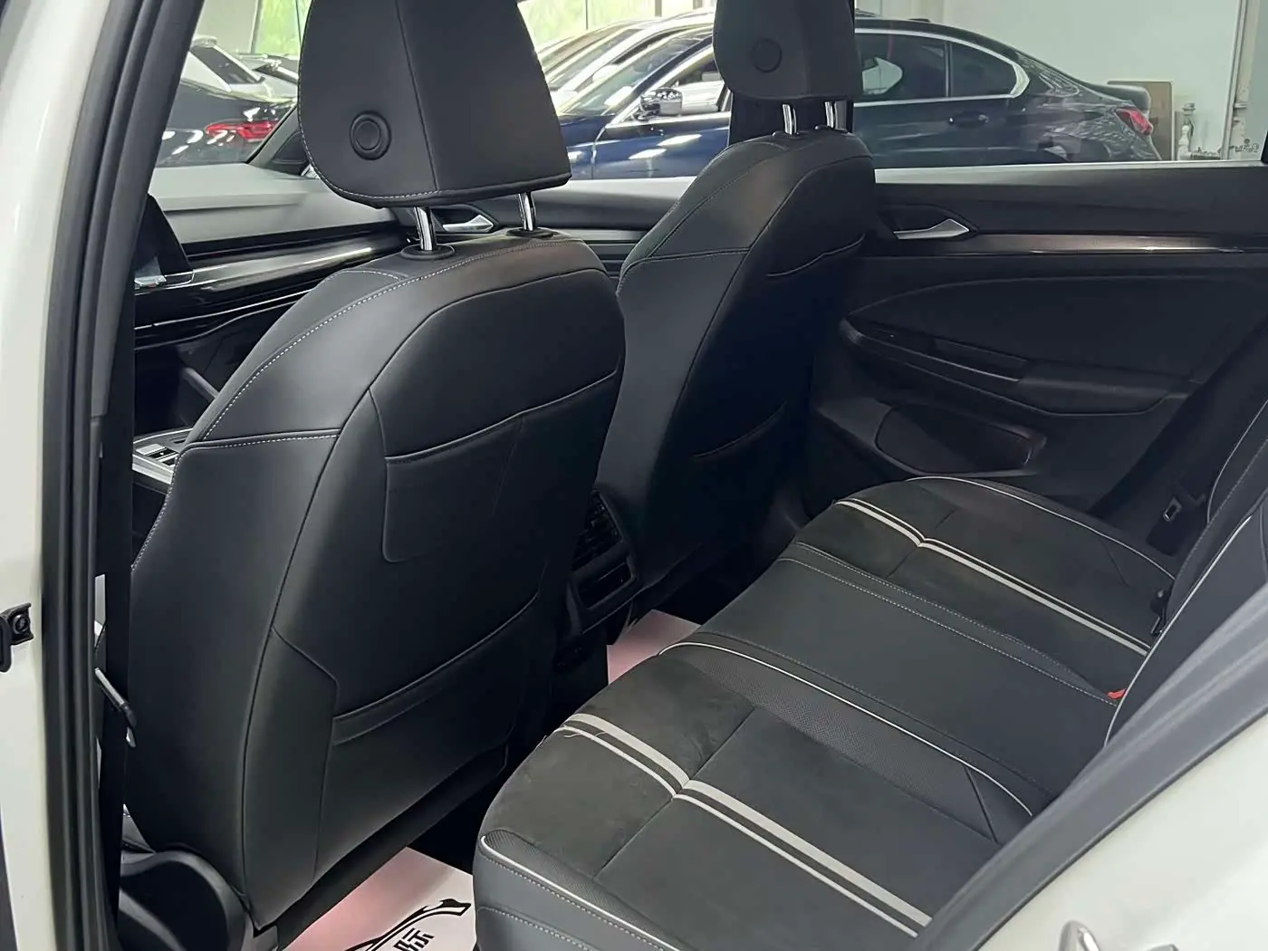 Volkswagen Golf 2022 — Photo 15/20