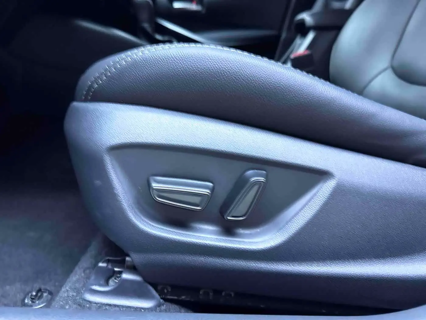 Toyota Corolla 2022 — Фото 17/20