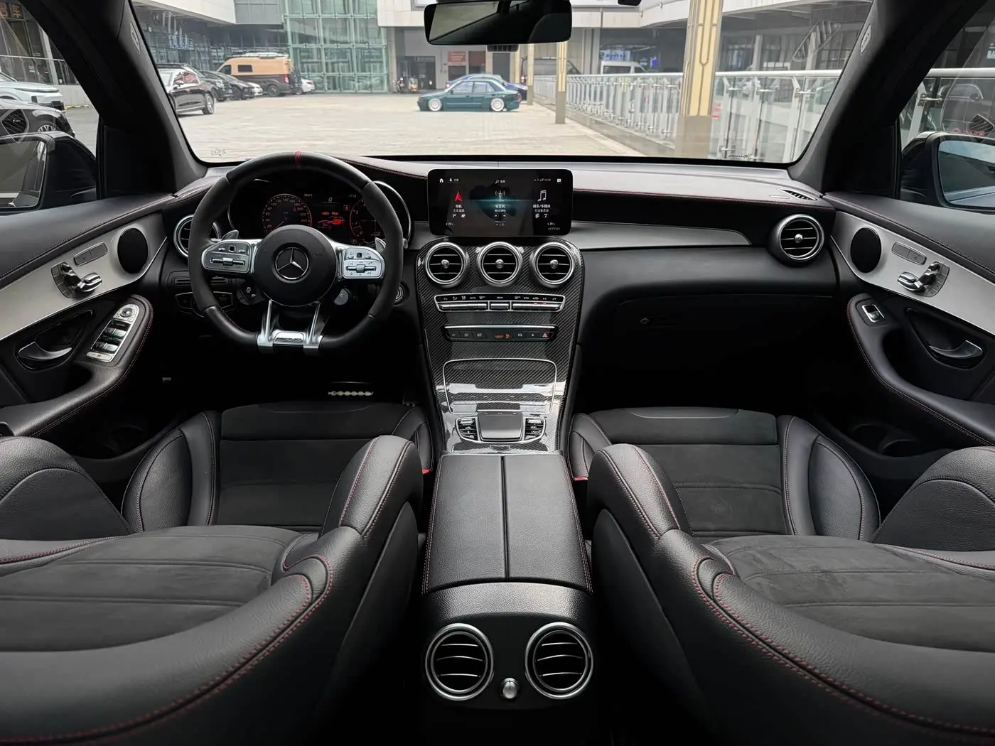 Mercedes-Benz GLC AMG 2022 — Фото 18/20