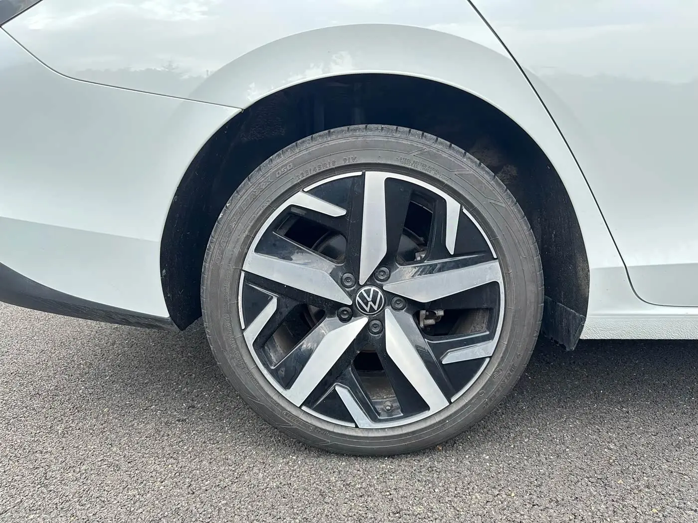 Volkswagen Lamando 2024 — Photo 9/15