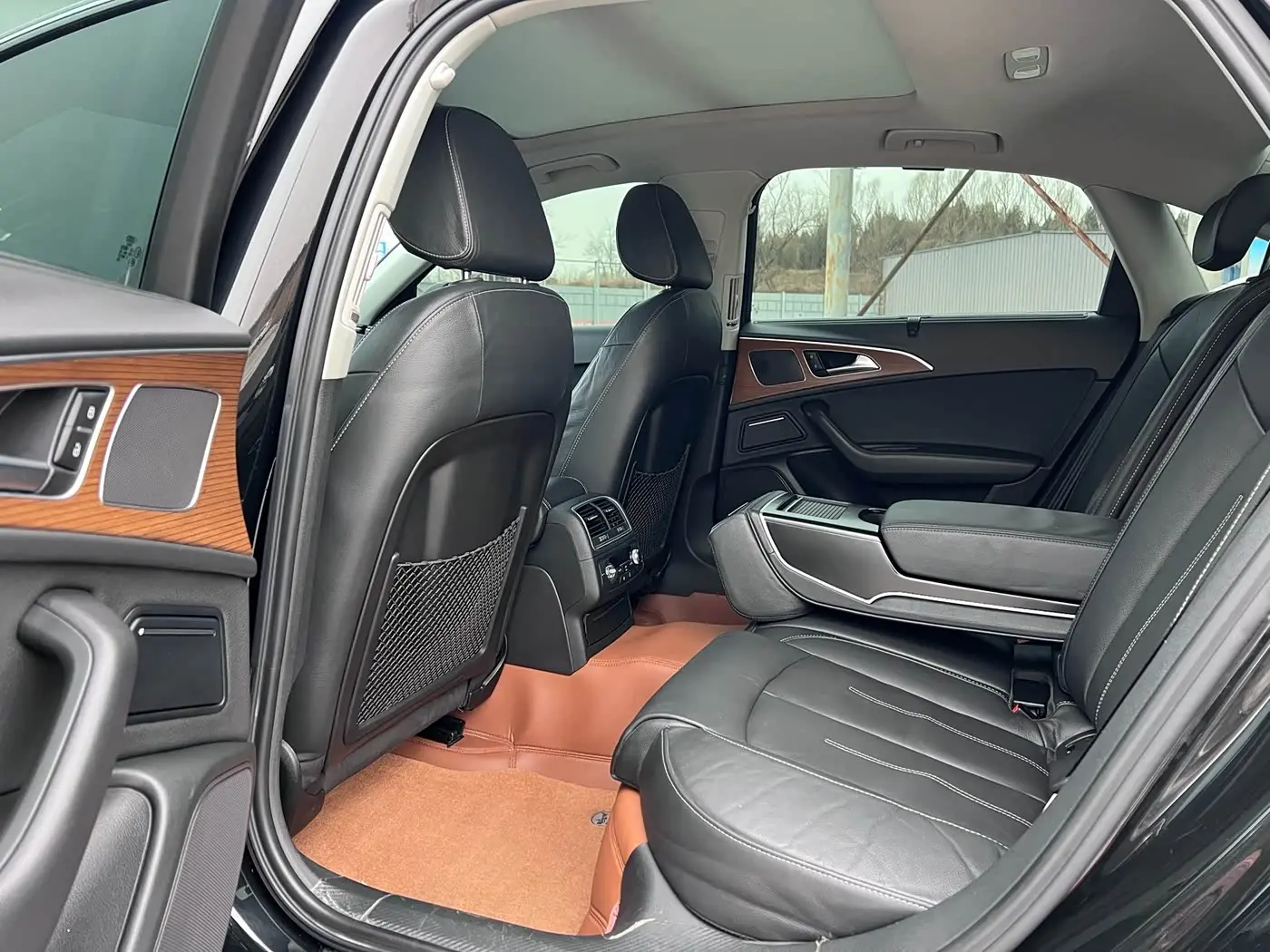 Audi A6L 2019 — Photo 11/12