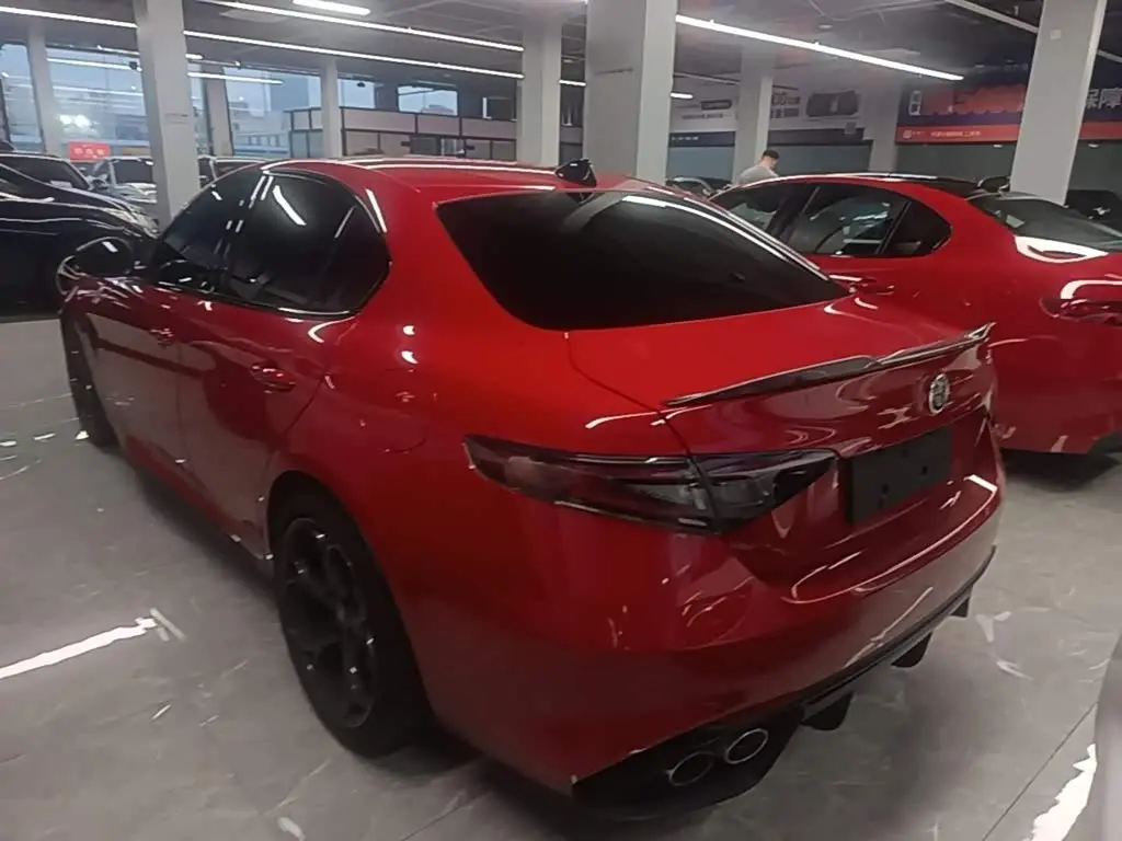 Alfa Romeo Giulia 2026 — Photo 5/20
