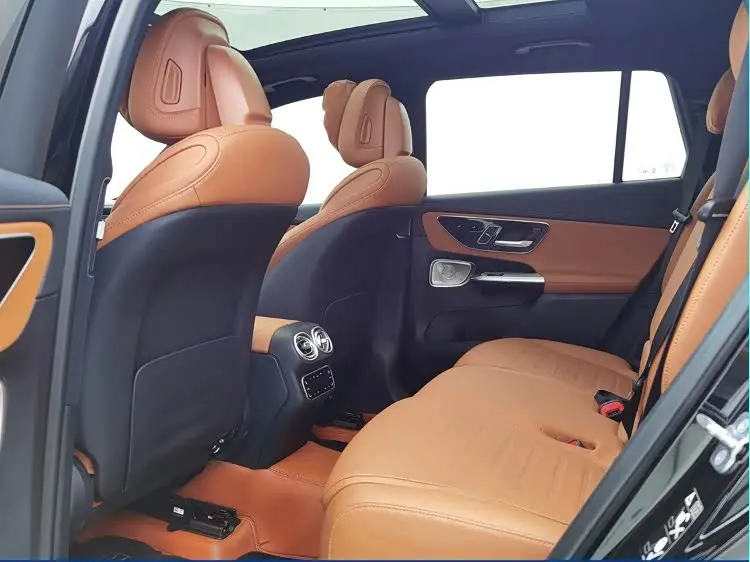 Mercedes-Benz GLC 2023 — Photo 5/12