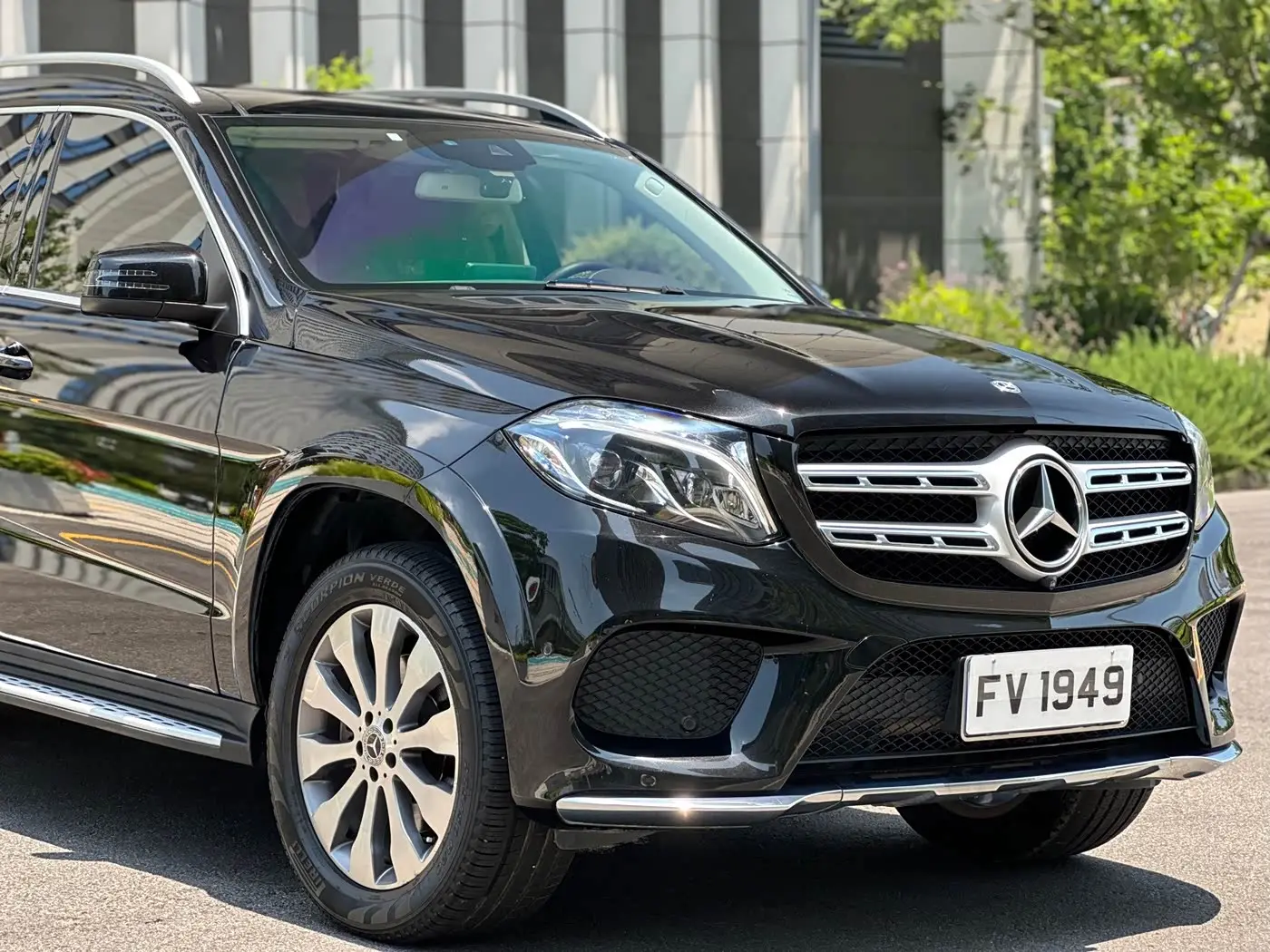 Mercedes-Benz GLS 2019 — Photo 6/20