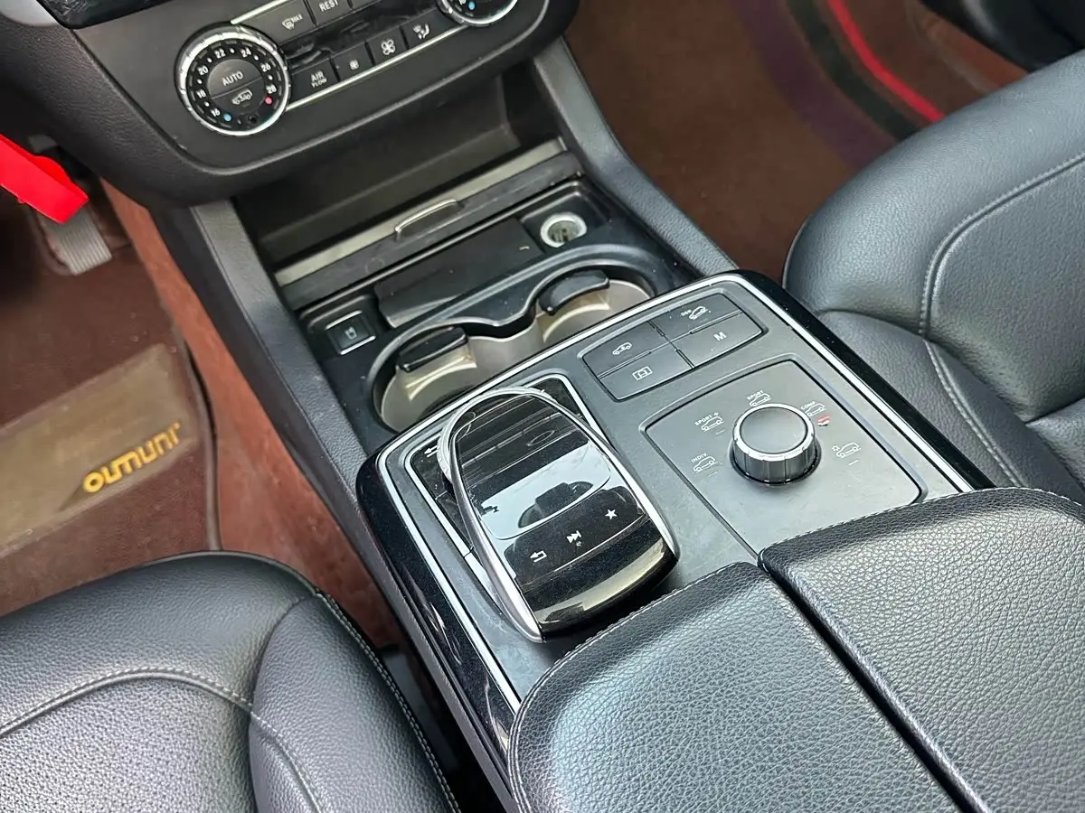 Mercedes-Benz GLE Coupe 2017 — Фото 18/20