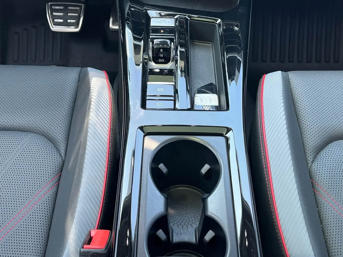 Volkswagen Lamando 2024 — Photo 12/19