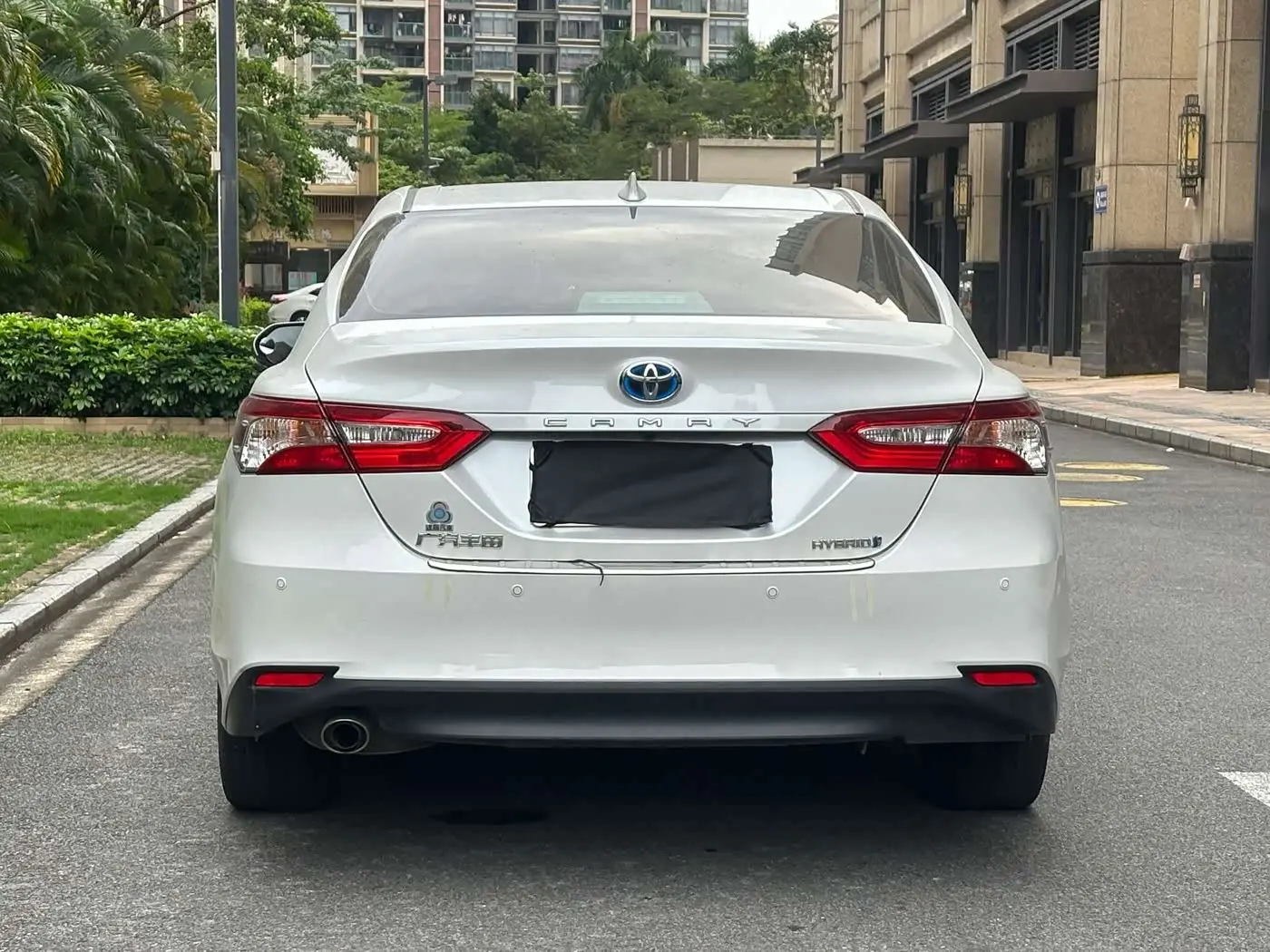 Toyota Camry 2021 — Photo 4/17