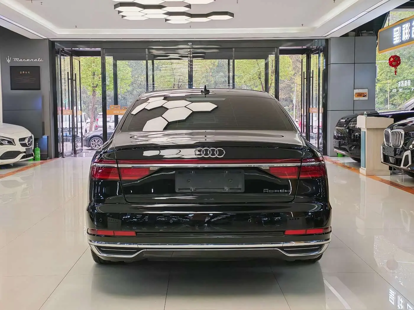 Audi A8 2022 — Photo 8/9