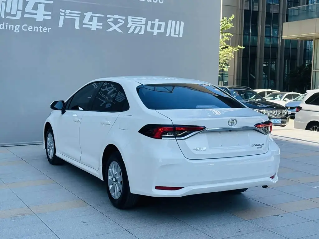 Toyota Corolla 2026 — Фото 16/20