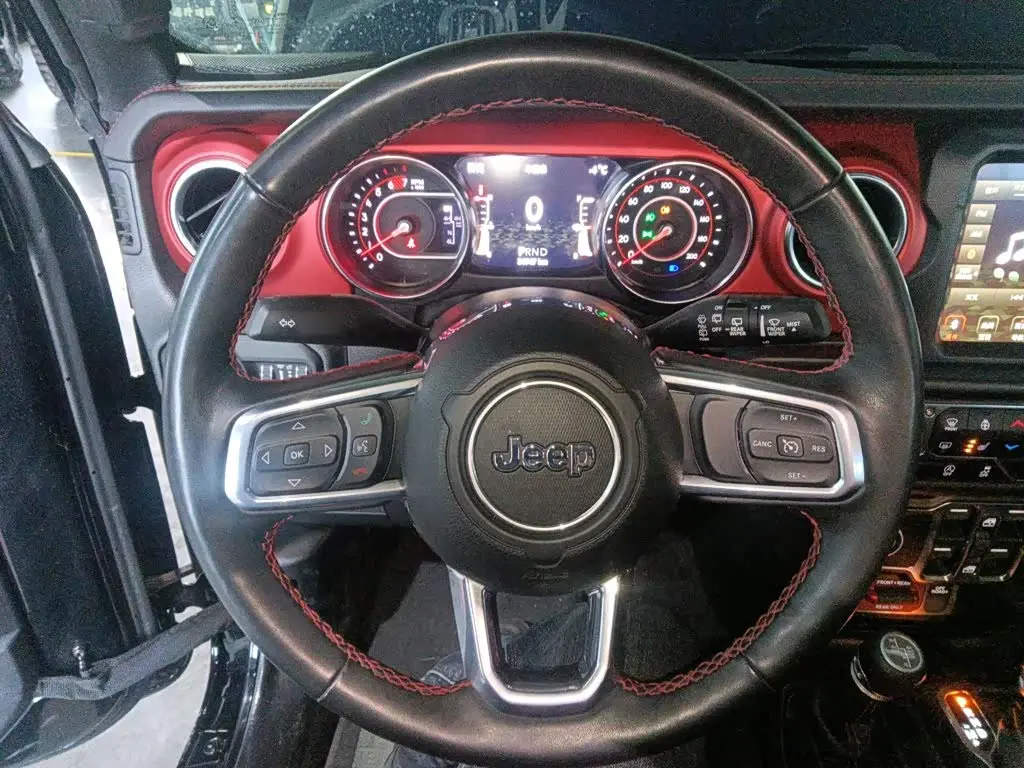 Jeep Wrangler 2022 — Фото 8/20