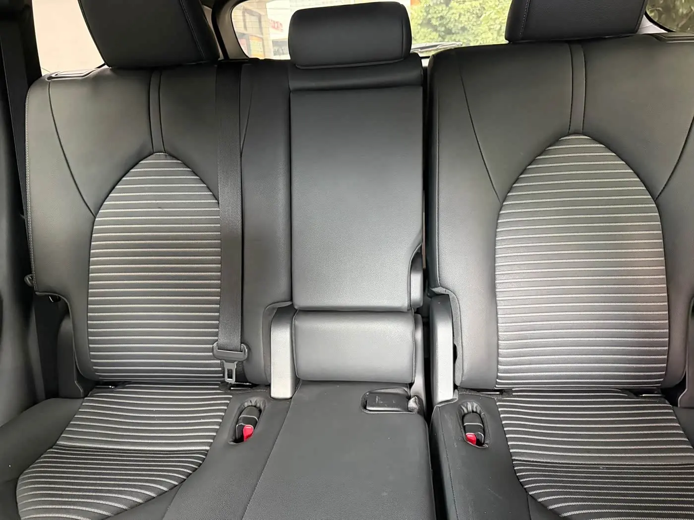 Toyota Crown Kluger 2024 — Photo 11/13