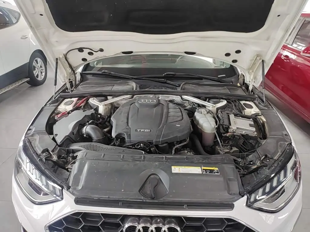 Audi A4L 2020 — Фото 20/20