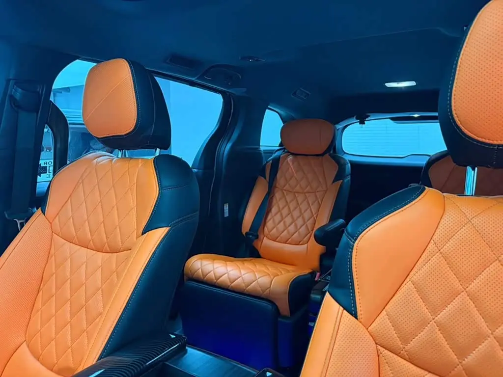 Toyota Sienna 2024 — Photo 18/20