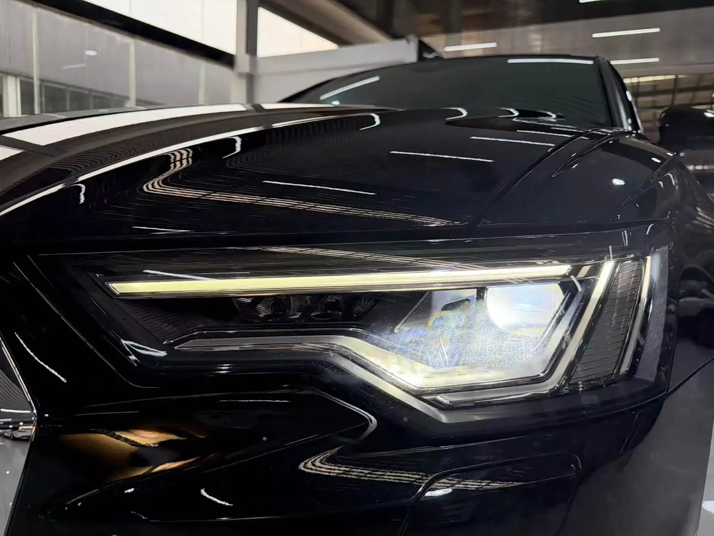 Audi A6L 2023 — Фото 10/15