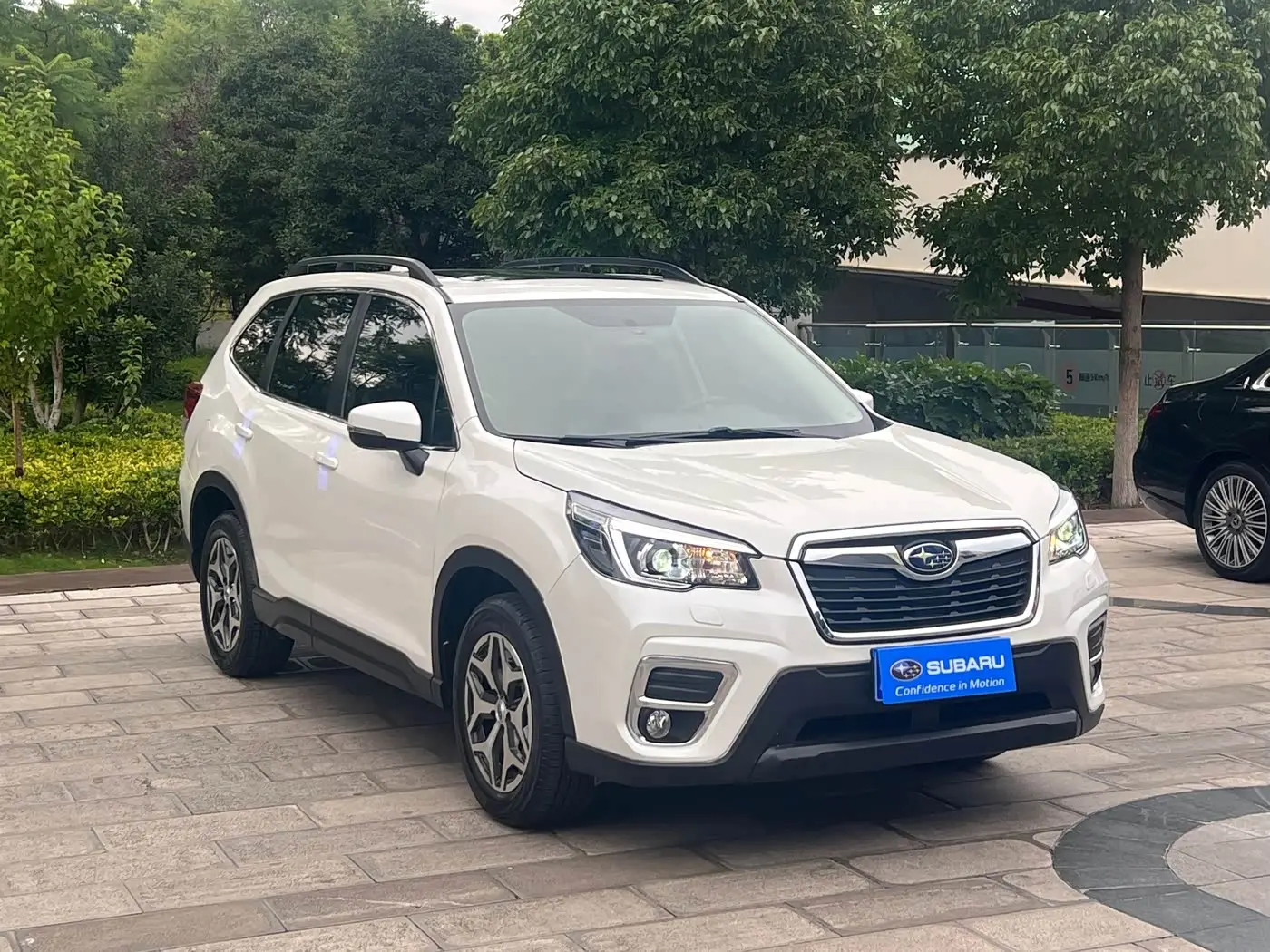 Subaru Forester 2021 — Фото 3/20