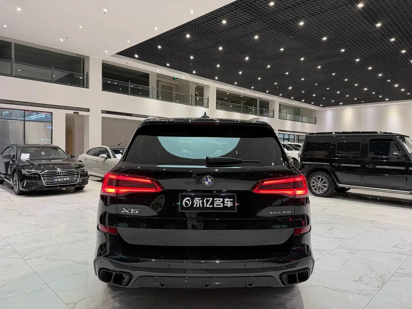 BMW X5 2019 — Photo 11/12