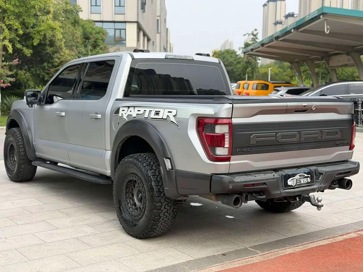 Ford F-150 Raptor 2023 — Photo 8/20