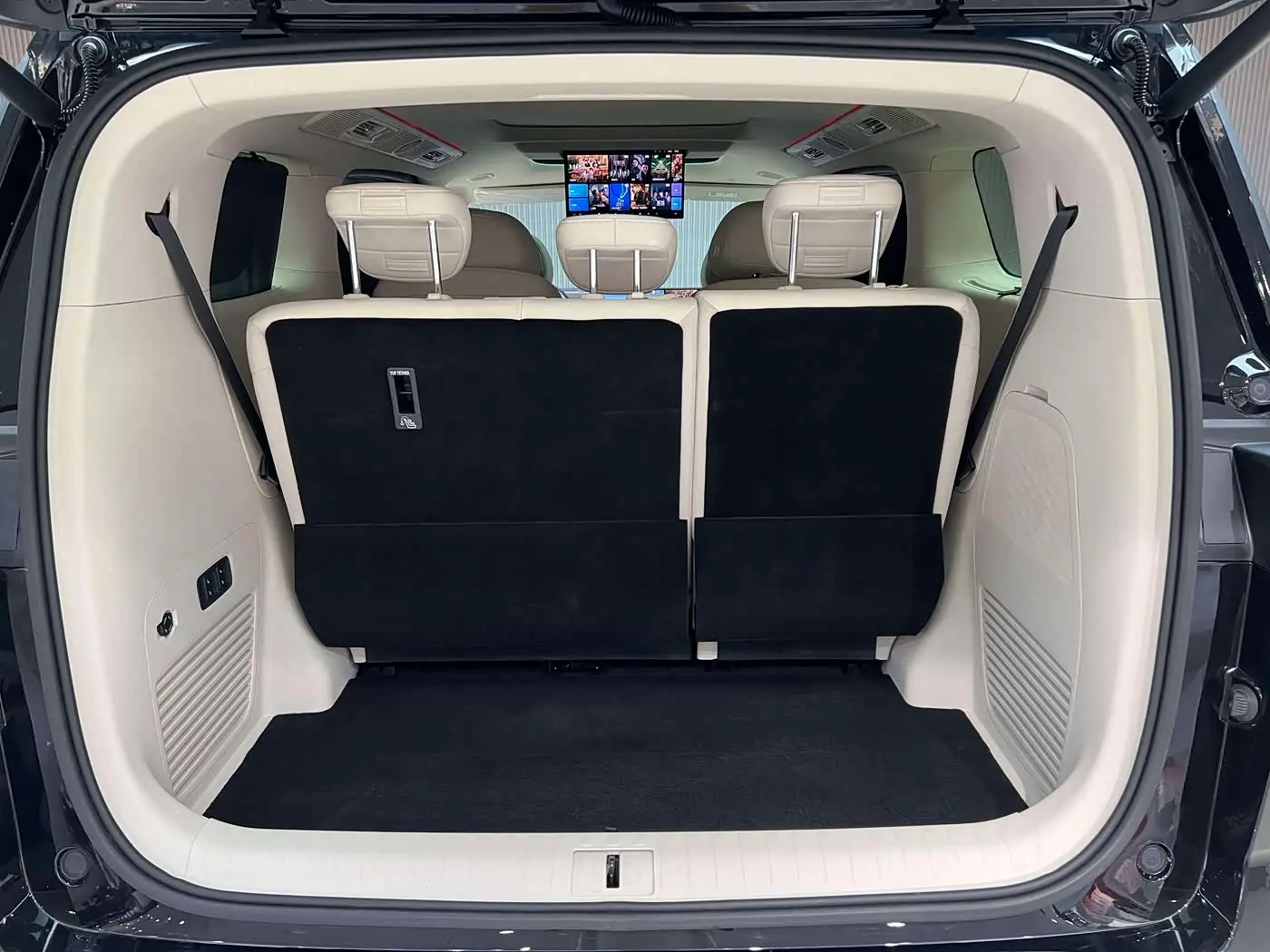 Voyah Auto Voyah Dreamer 2025 — Photo 20/20