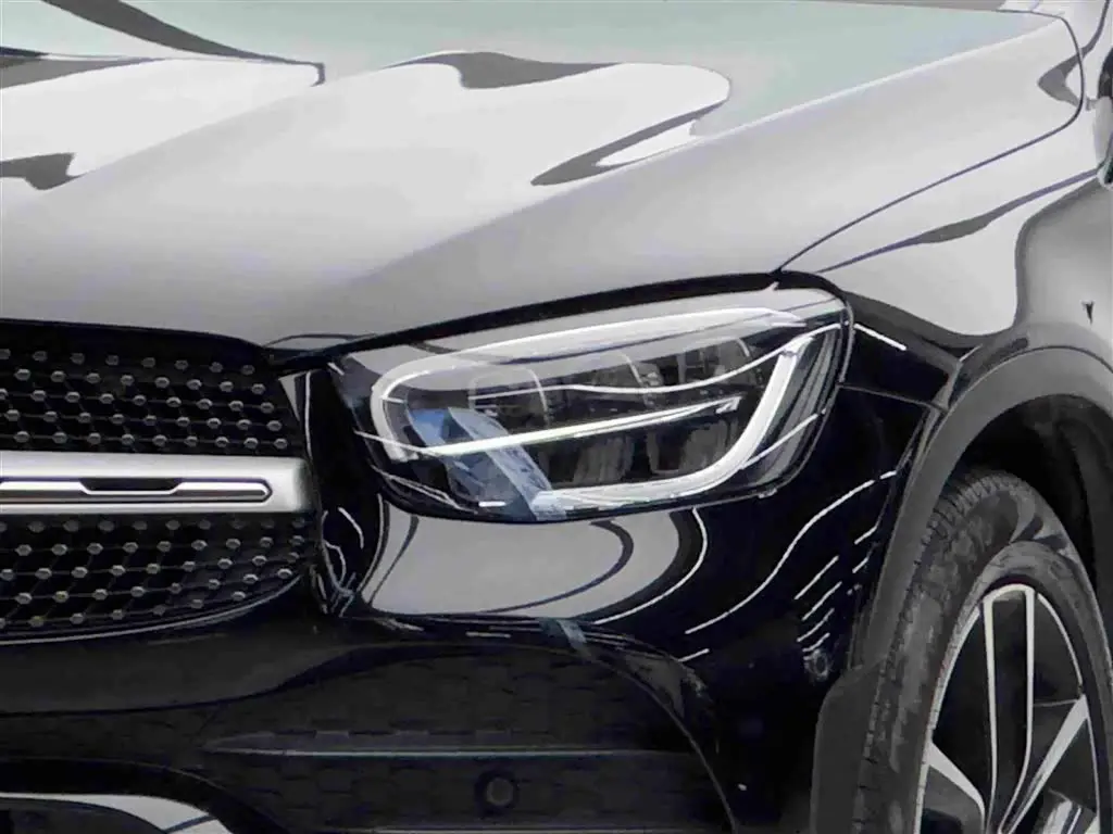 Mercedes-Benz GLC 2021 — Фото 3/18