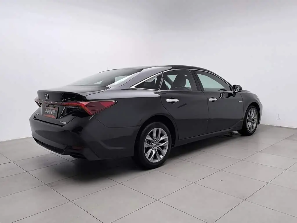 Toyota Avalon 2020 — Photo 2/20