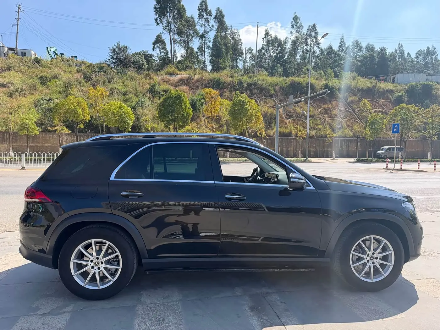 Mercedes-Benz GLE 2022 — Photo 12/12