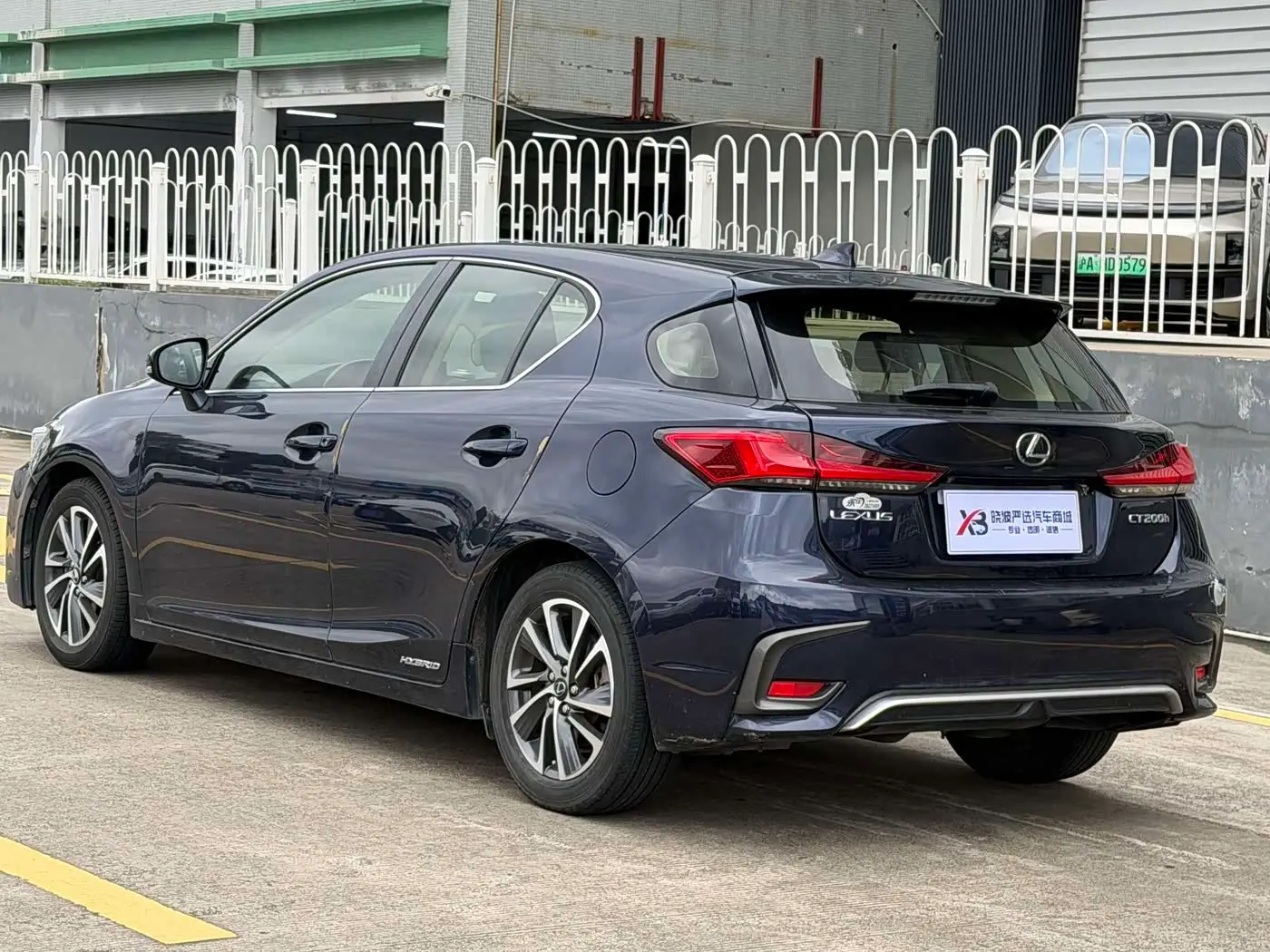 Lexus CT 2019 — Photo 6/17