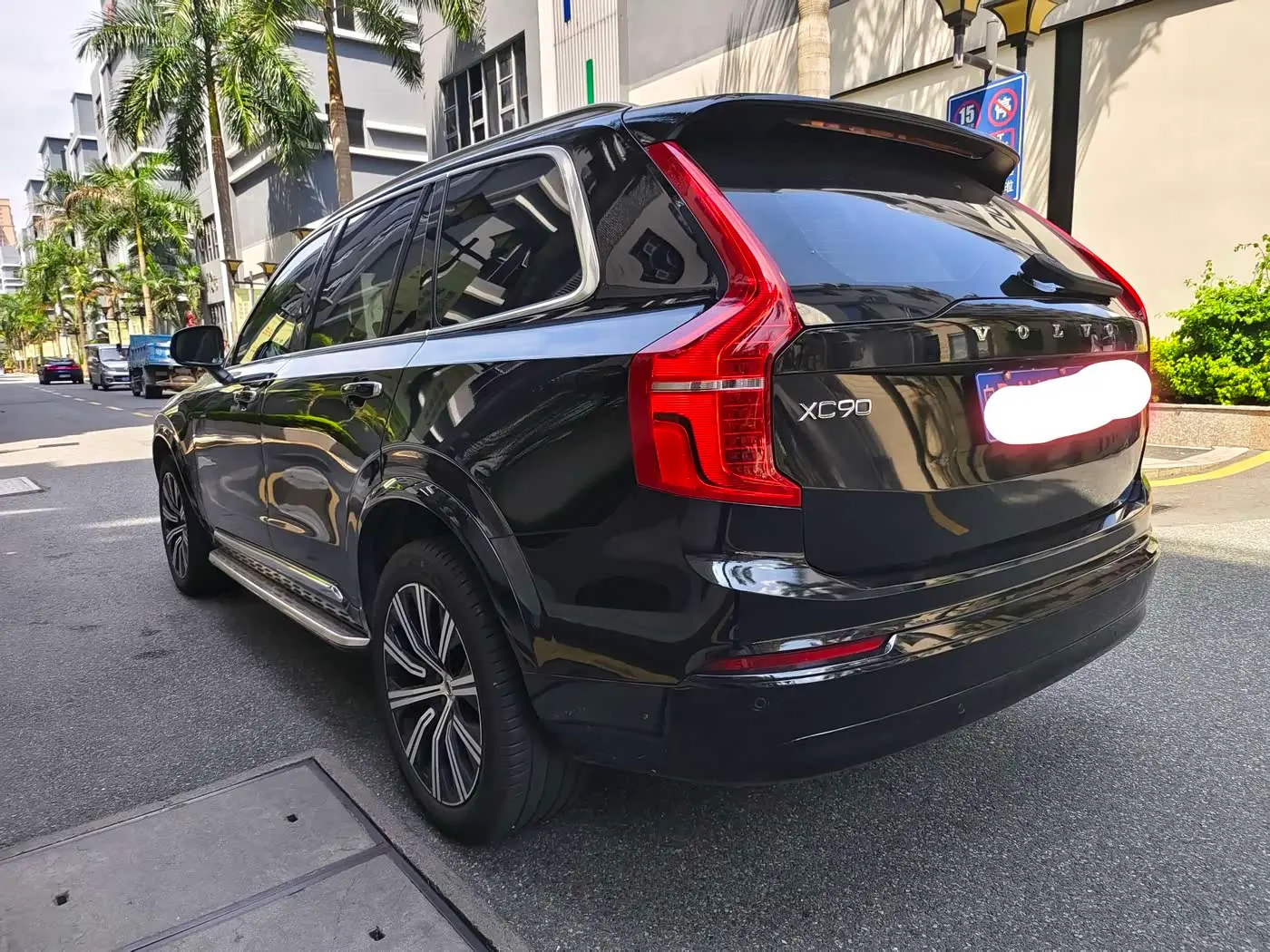 Volvo XC90 2021 — Фото 10/10