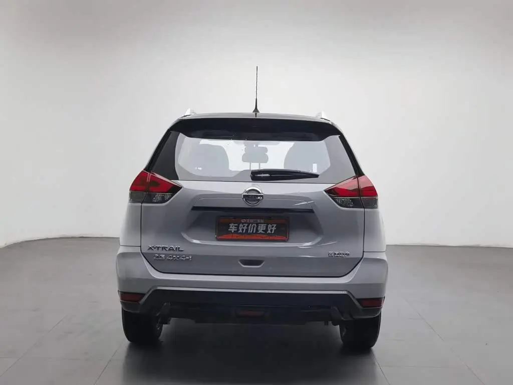 Nissan X-Trail 2023 — ფოტო 4/20