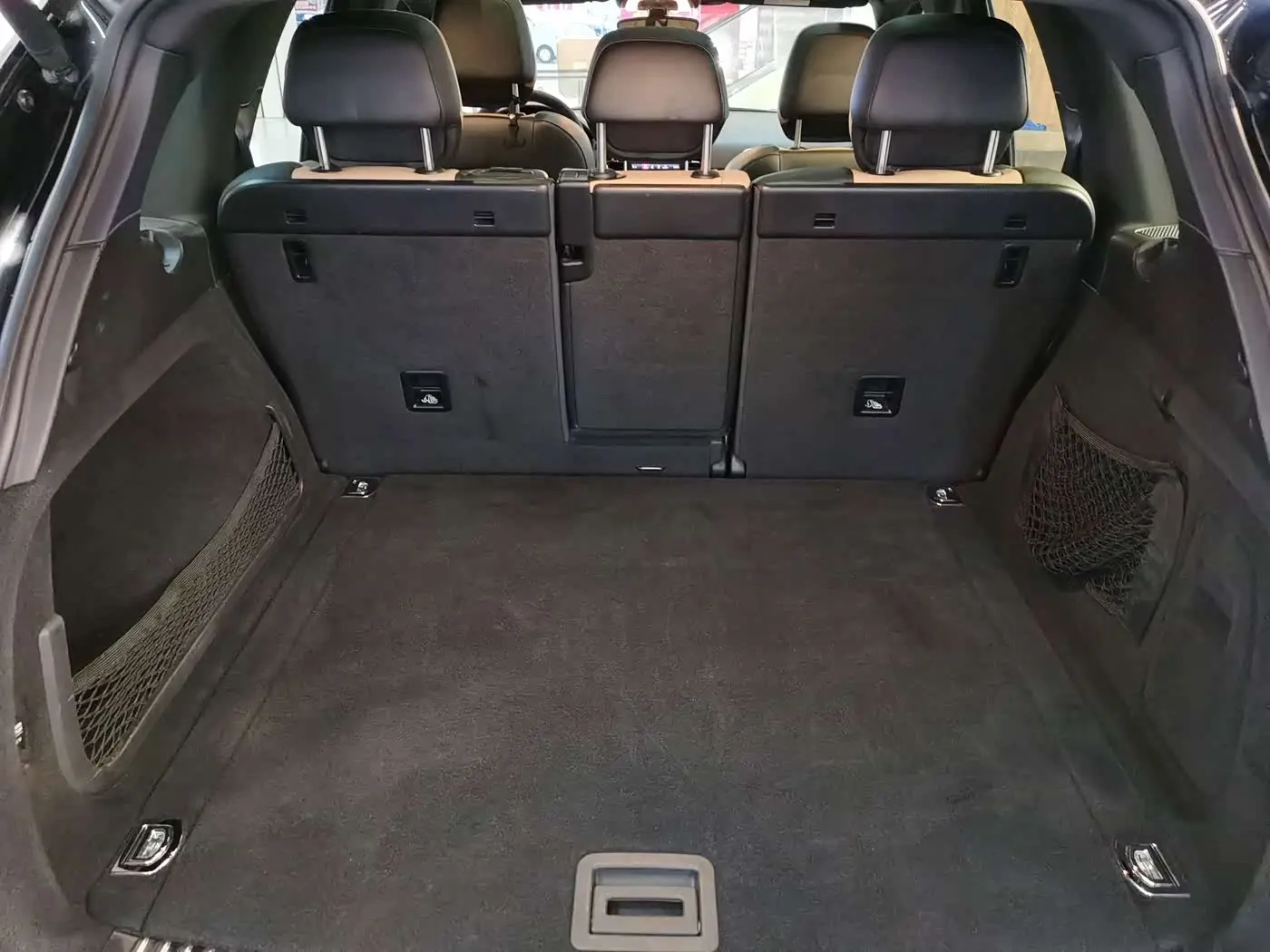 Porsche Cayenne 2018 — Photo 15/17