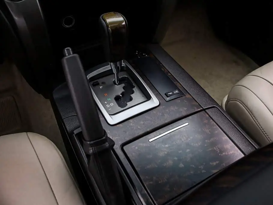 Toyota Land Cruiser 2012 — Фото 10/19