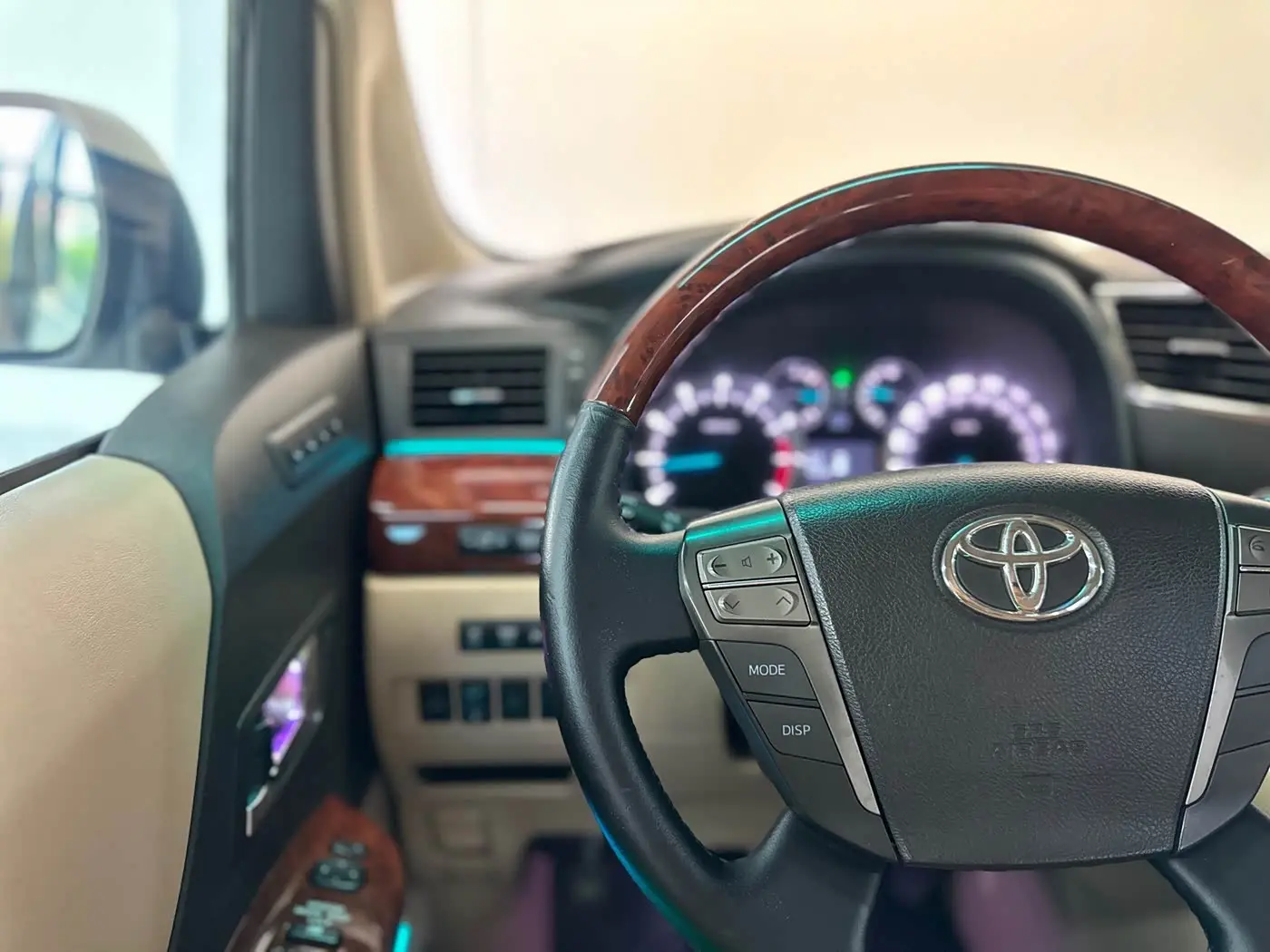 Toyota Alphard 2012 — Фото 15/20
