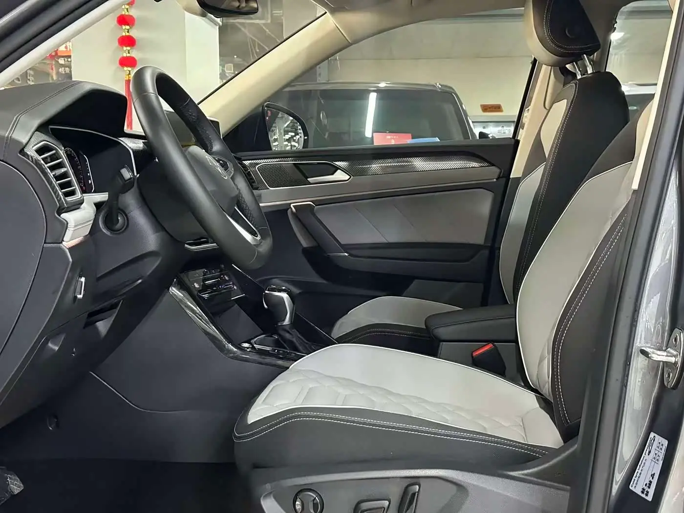 Volkswagen Tayron 2023 — ფოტო 4/12