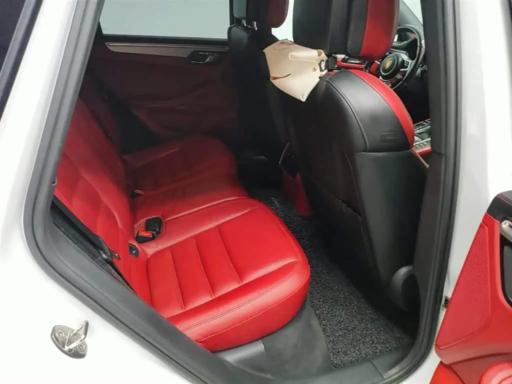 Porsche Macan 2014 — Photo 7/20