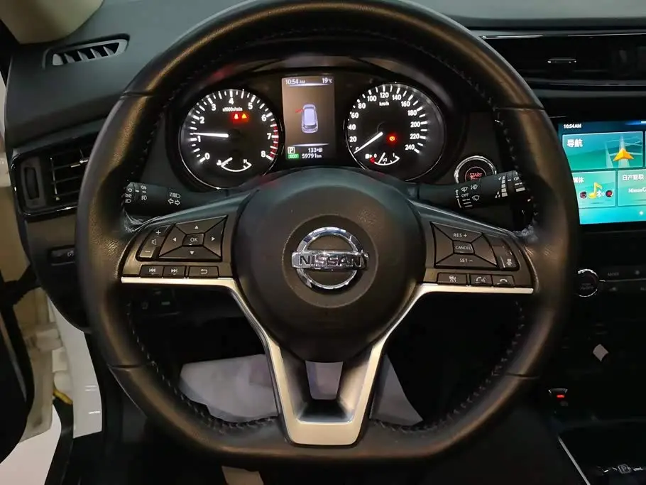 Nissan X-Trail 2019 — Şəkil 15/16