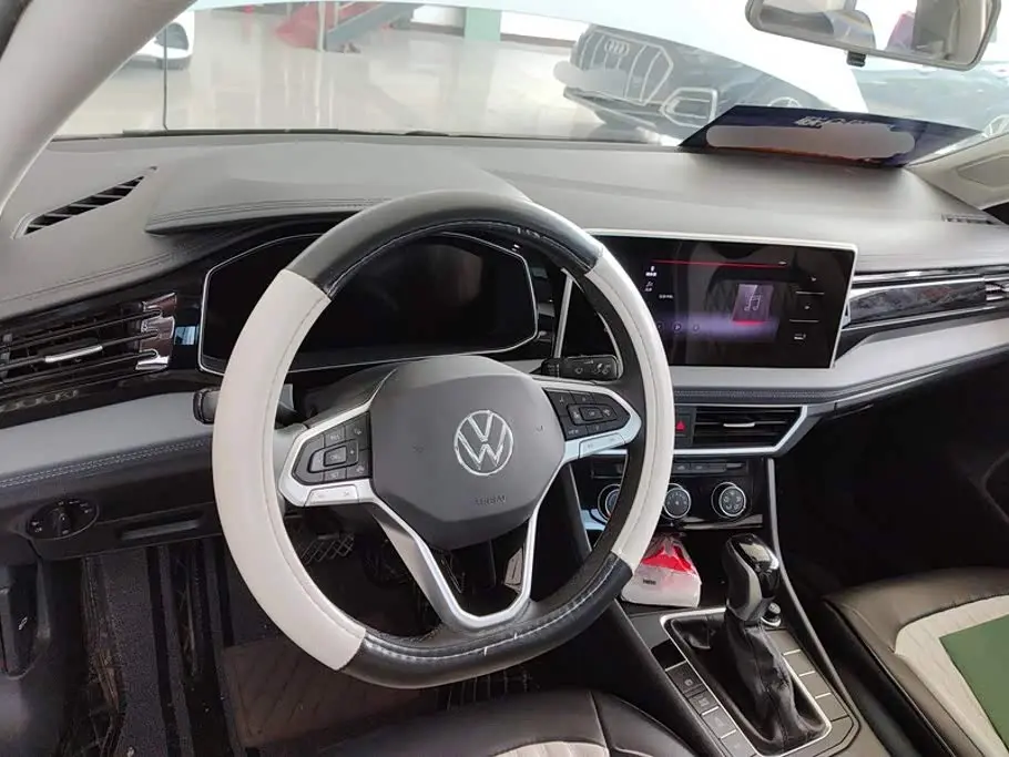Volkswagen Sagitar 2025 — Photo 12/16