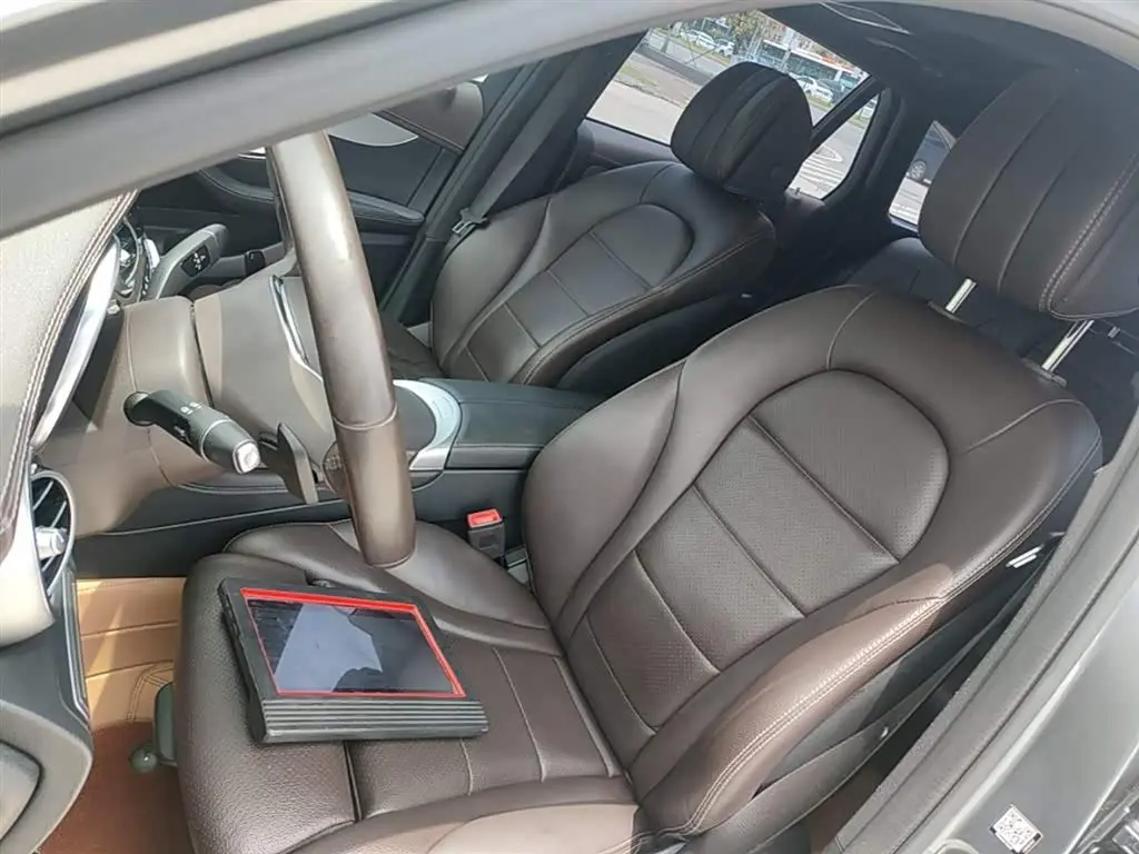 Mercedes-Benz GLC 2021 — Photo 15/20