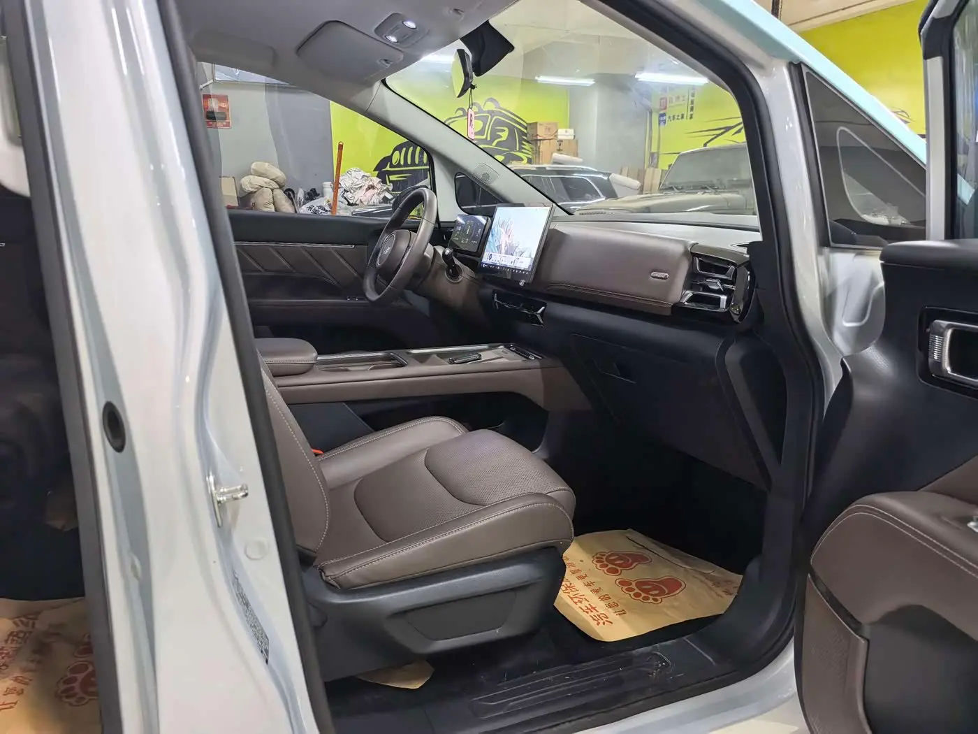 Wuling Motors Xingguang 730 New Energy 2025 — Фото 3/11