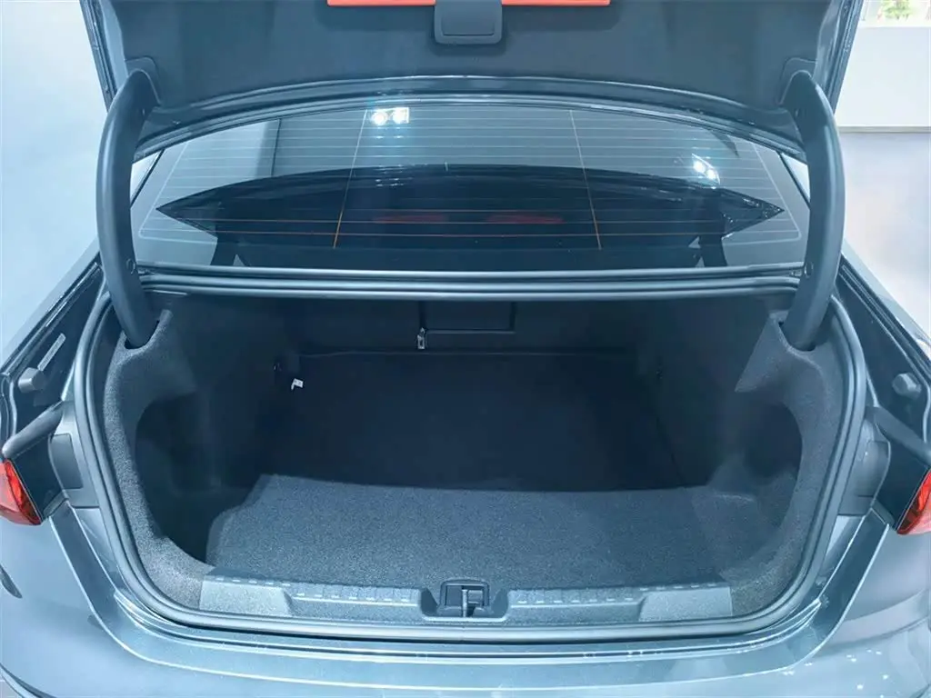 Audi A3 2021 — Photo 9/14