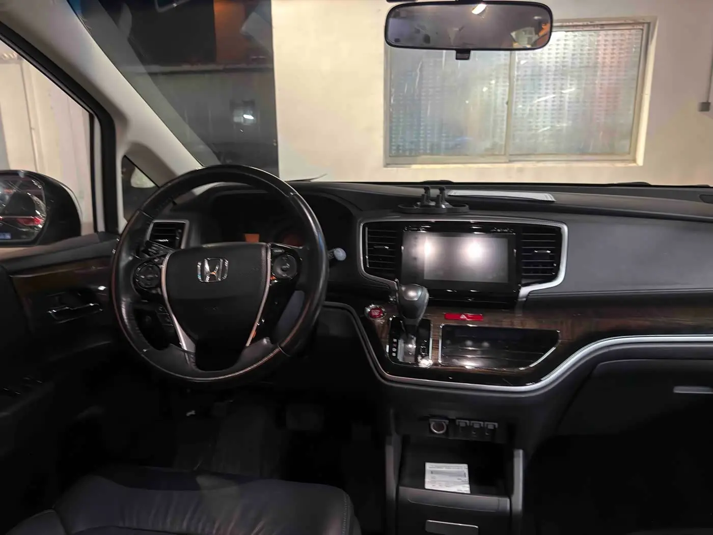 Honda Odyssey 2018 — Şəkil 16/17