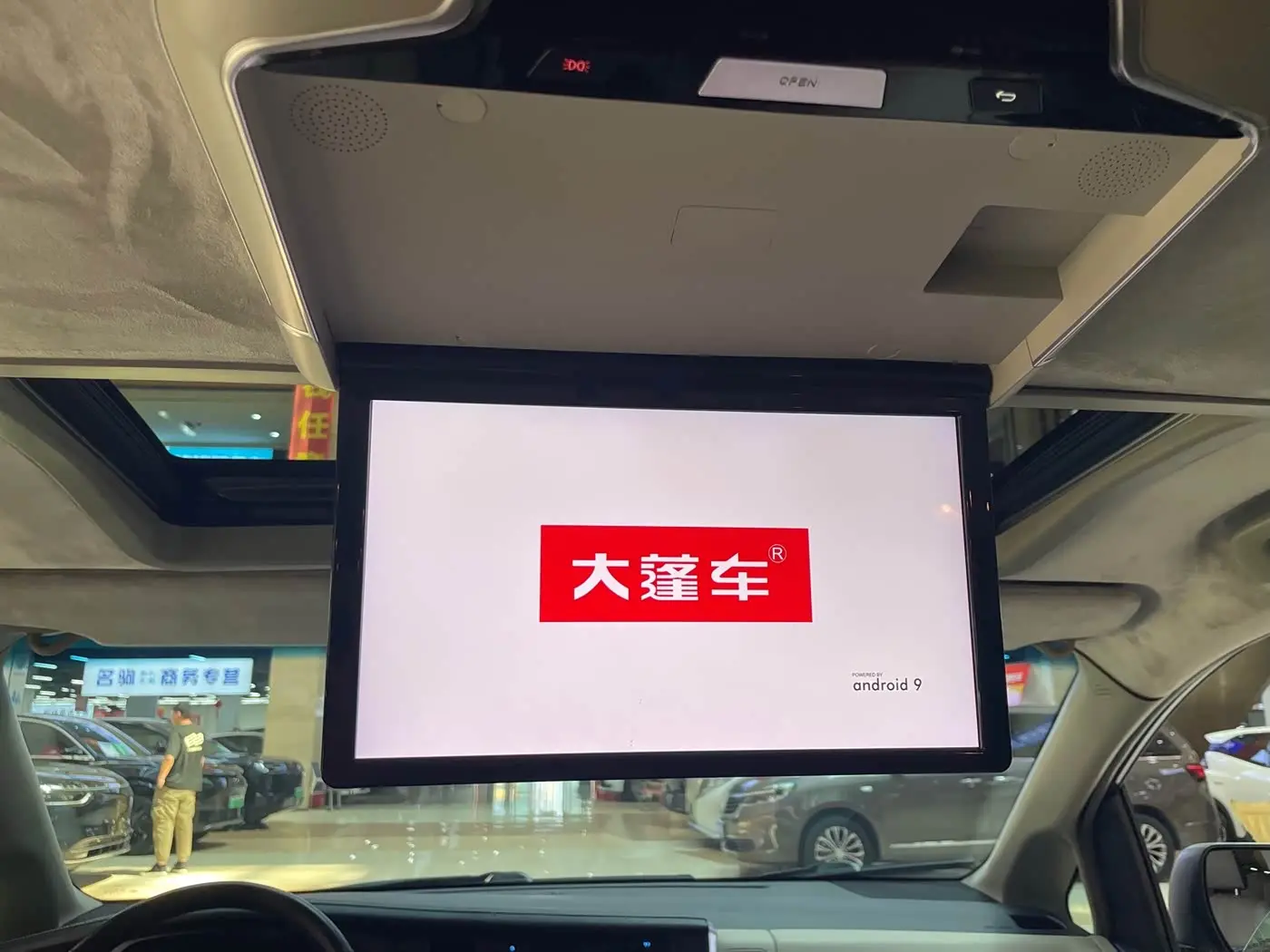 Toyota Sienna 2017 — Фото 14/19