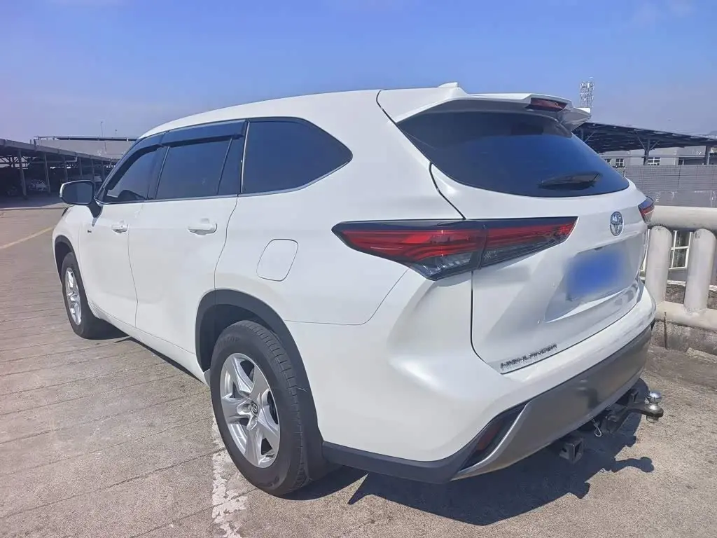 Toyota Highlander 2025 — Photo 7/19