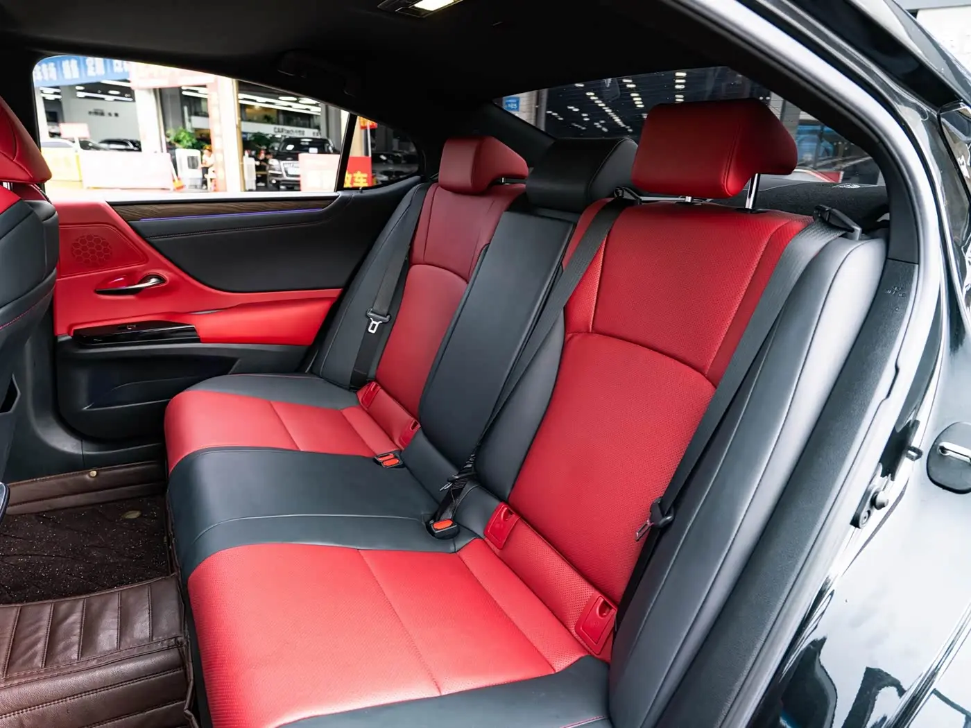 Lexus ES 2024 — ფოტო 12/20