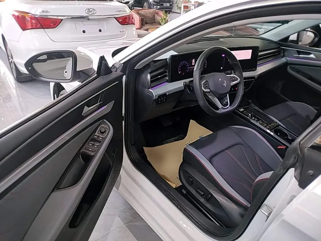 Volkswagen Lamando 2024 — Photo 16/20
