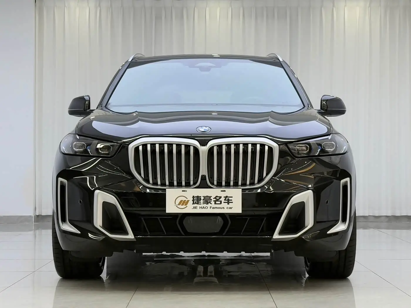 BMW X5 2025 — Photo 2/16