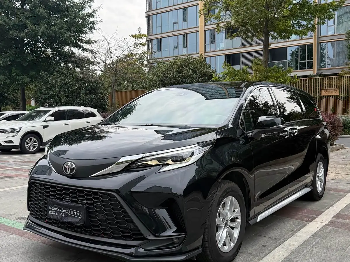 Toyota Granvia, 2025