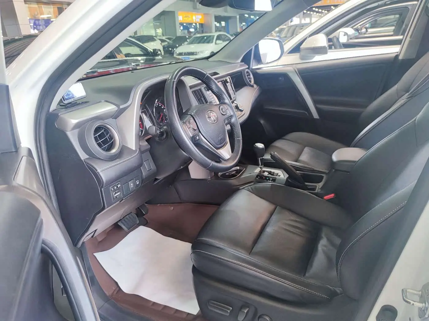 Toyota RAV4 Rongfang 2018 — Photo 4/16