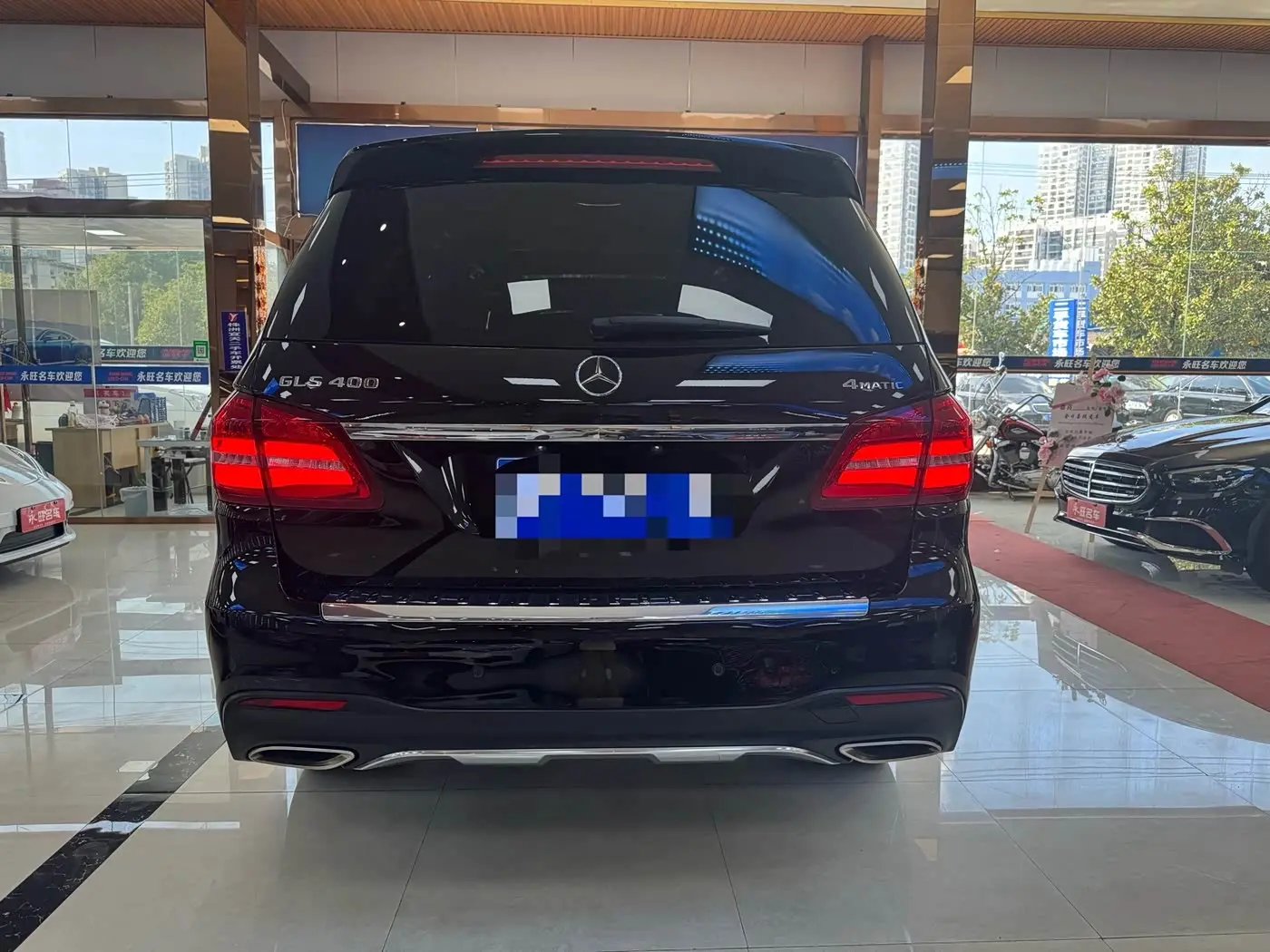 Mercedes-Benz GLS 2017 — Фото 16/19