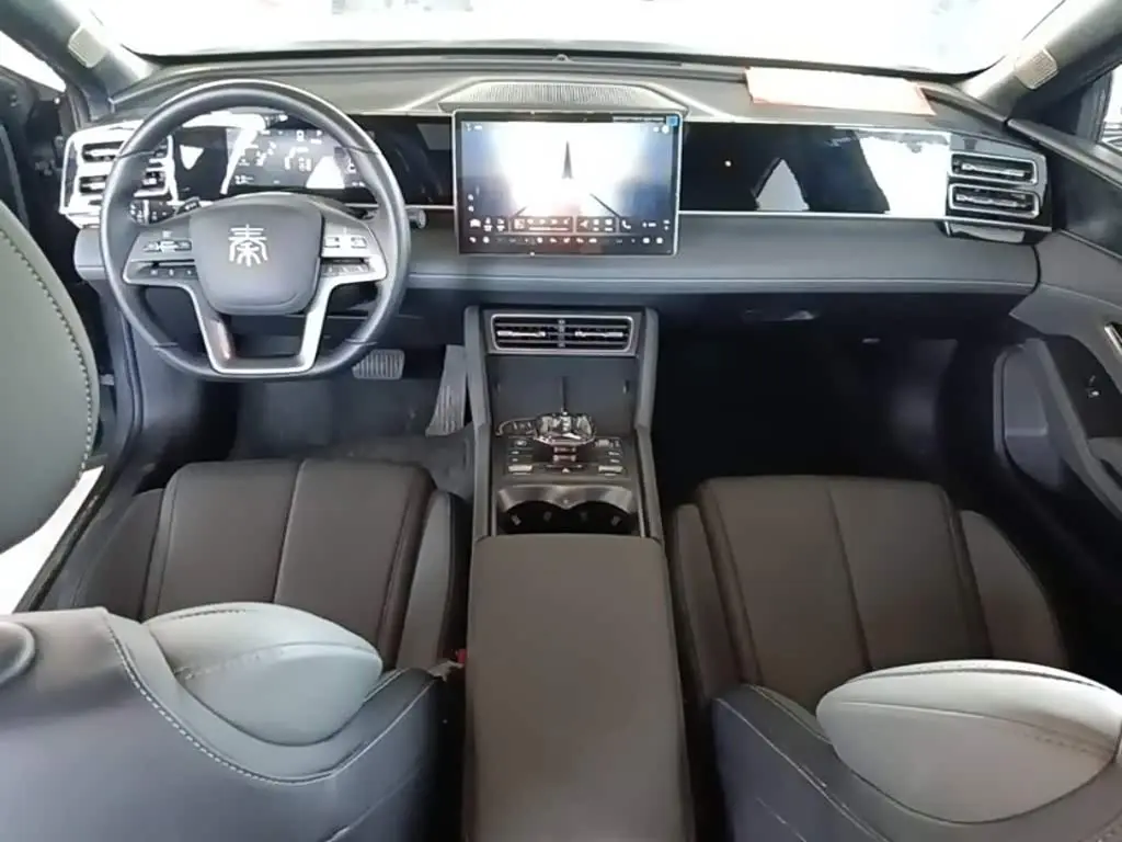 BYD Qin L 2025 — Photo 10/20